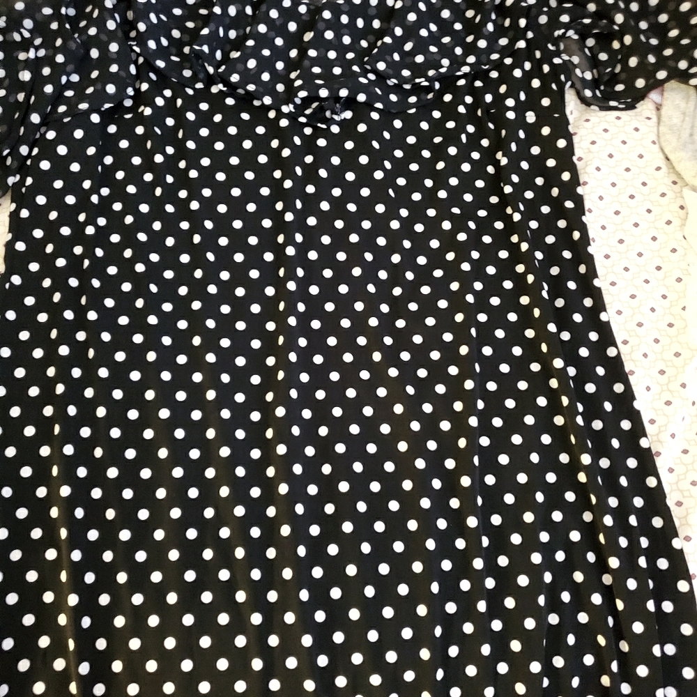Black and white off shoulder dress